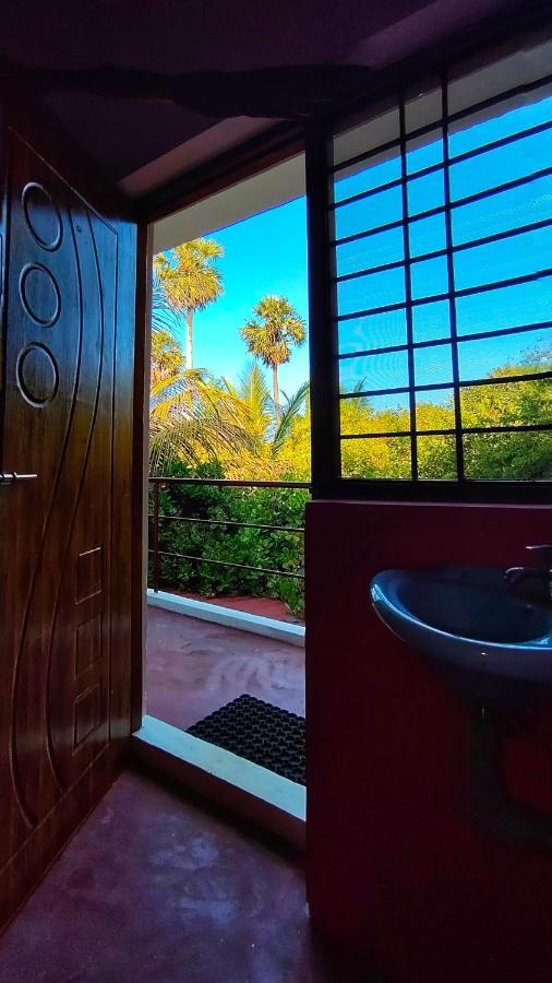Travellers Tribe By Livelehood Habitat Hostel Auroville Luaran gambar